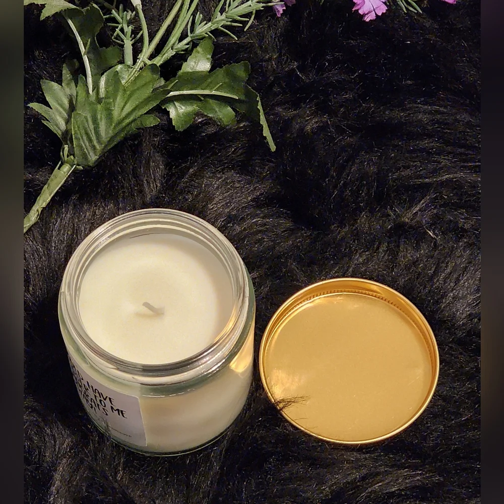 NEW WishMead Fresh Lavender Candle-House Warming Gift Glass Jar Candle